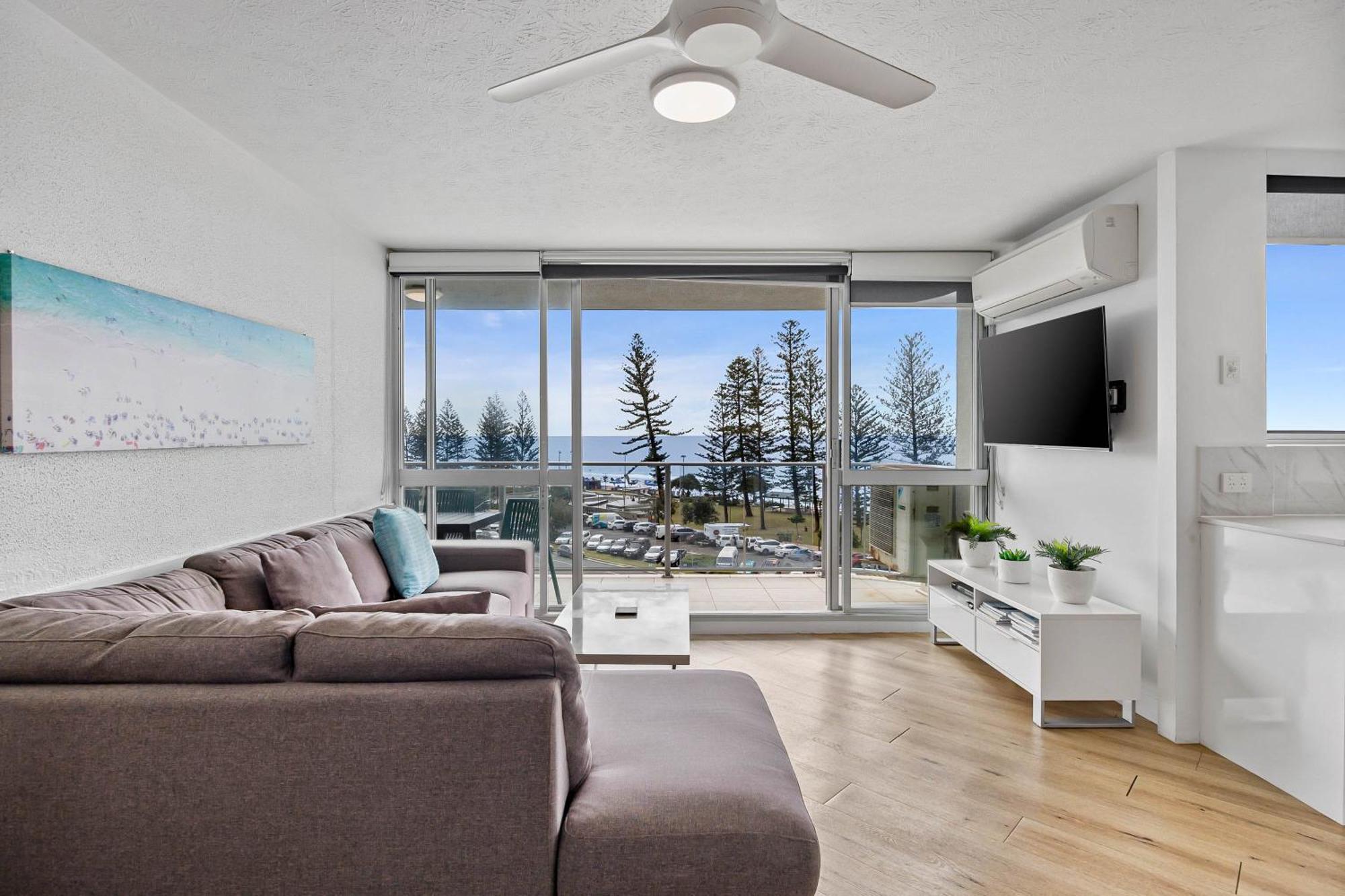 Mandolin Beachfront Resort Alexandra Headland Exteriér fotografie