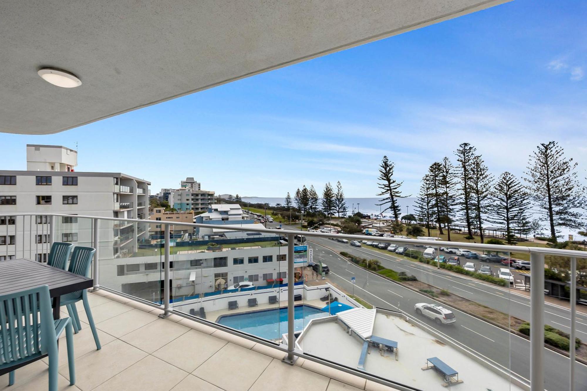 Mandolin Beachfront Resort Alexandra Headland Exteriér fotografie
